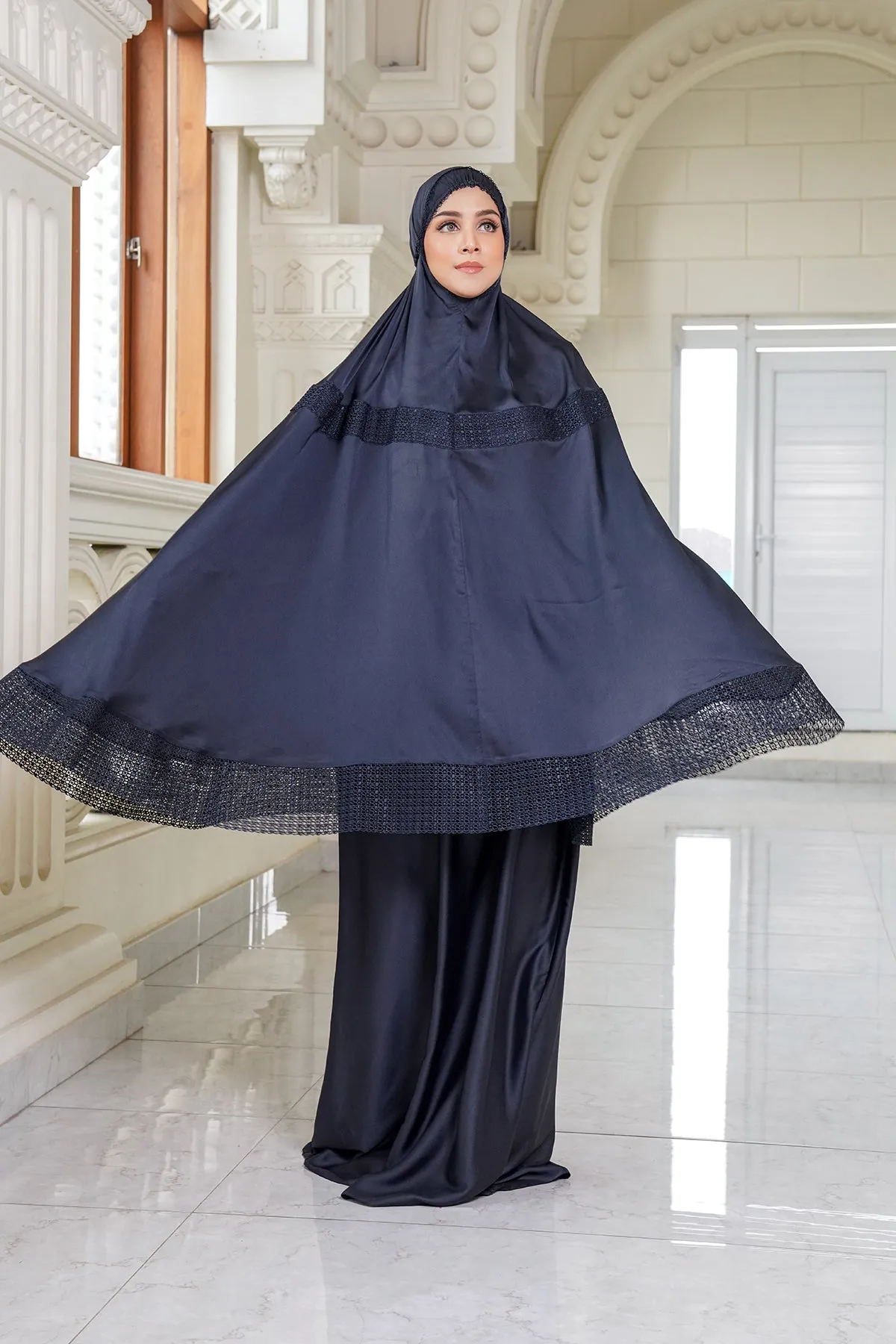 Lavish Prayer Robe - Dark Sapphire