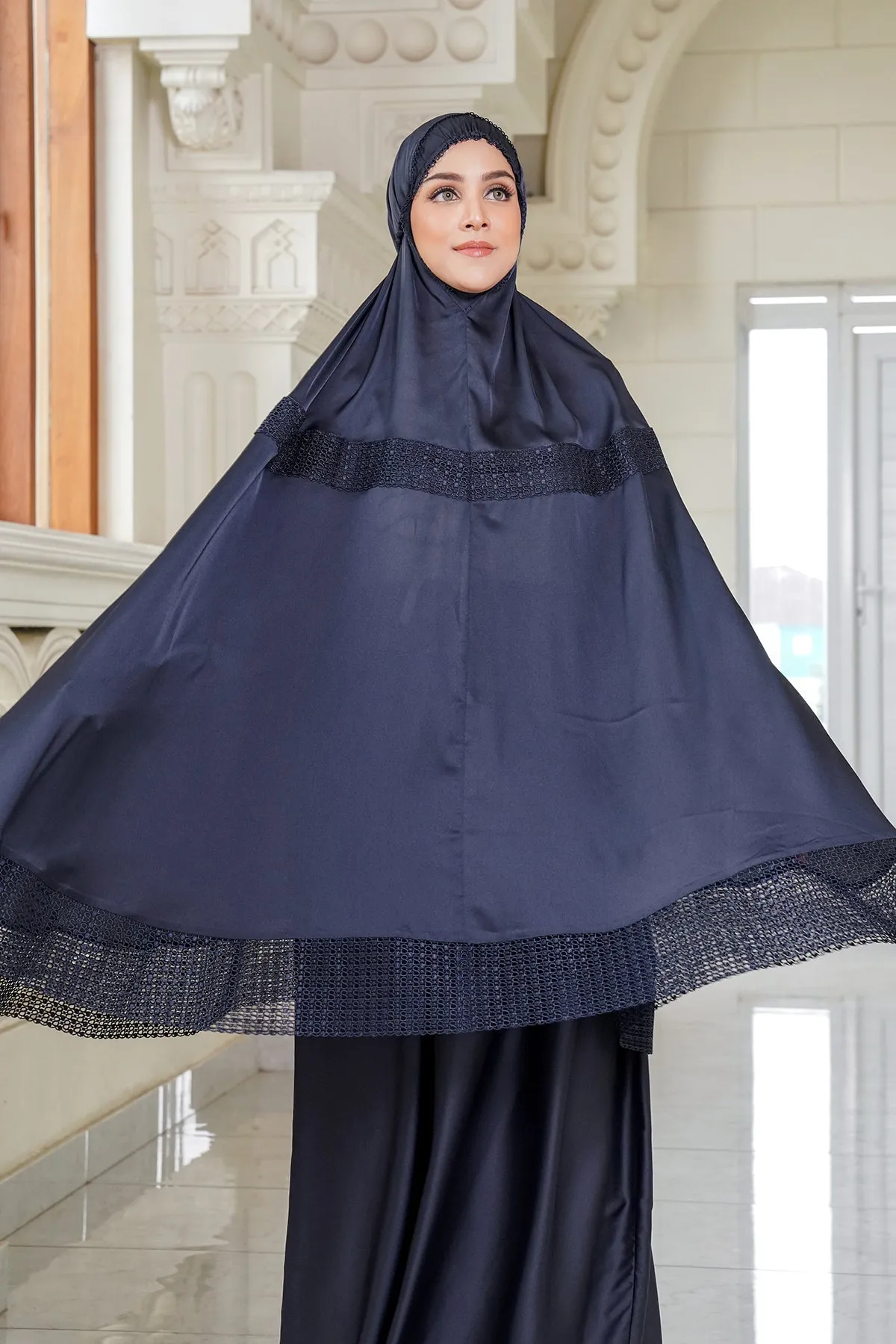 Lavish Prayer Robe - Dark Sapphire